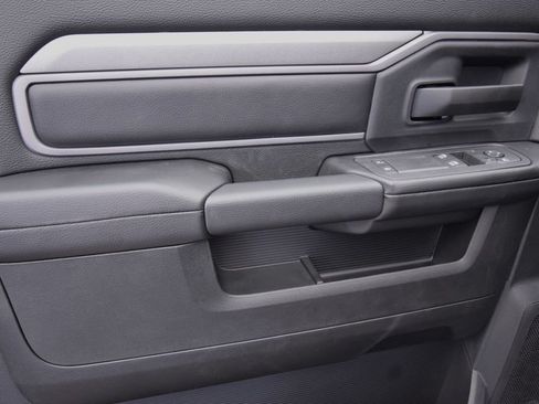 New 2026 RAM 3500 Tradesman AWD/4WD image 34