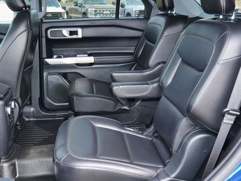 Used 2021 Ford Explorer XLT w/ Equipment Group 202A image 22
