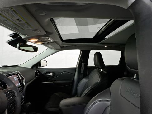 Used 2022 Jeep Cherokee Limited AWD/4WD image 21