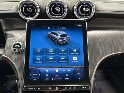 Used 2023 Mercedes-Benz GLC 300 4MATIC image 24