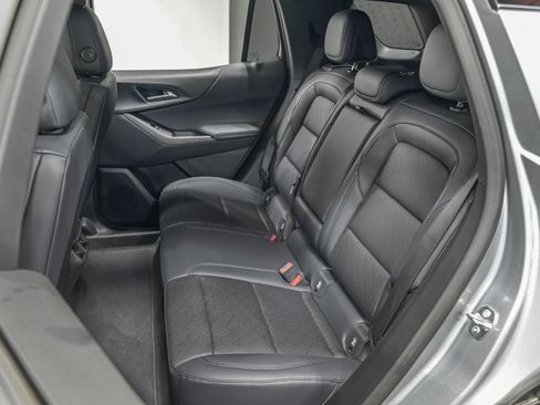 Used 2026 Chevrolet Equinox LT w/ Convenience Package II AWD/4WD image 27
