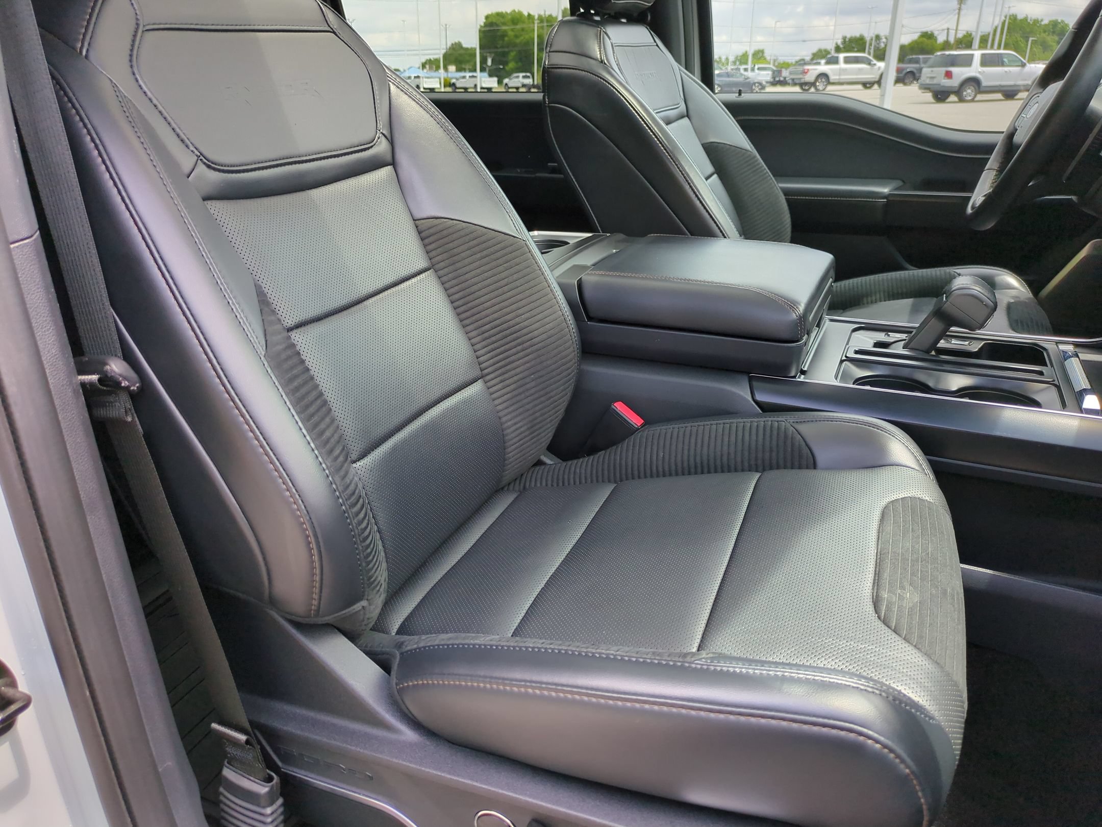 Used 2023 Ford F150 Raptor AWD/4WD image 36