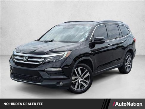 Used 2016 Honda Pilot Touring image 1