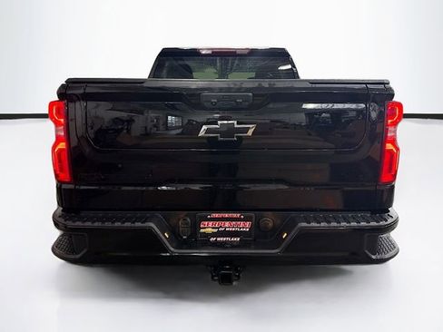 Used 2023 Chevrolet Silverado 1500 LT Trail Boss w/ LPO, Dark Essentials Package AWD/4WD image 7