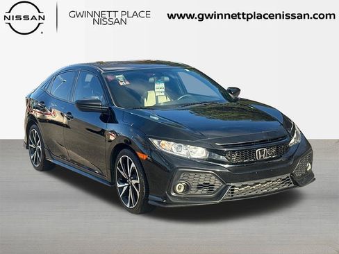 Used 2017 Honda Civic Sport image 3