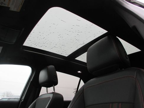 Used 2023 Chevrolet Equinox RS w/ LPO, Floor Liner Package image 27