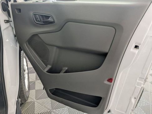 Used 2024 Ford Transit 350 XLT image 27
