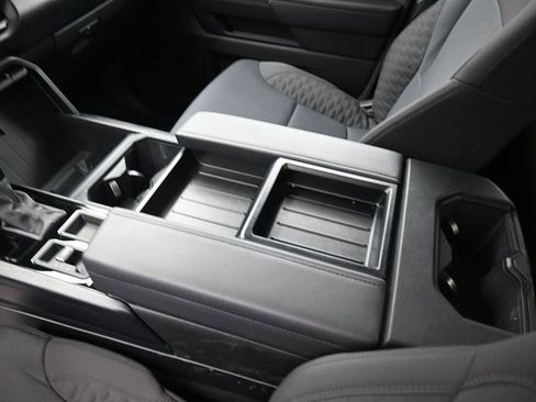 Used 2025 Toyota Tundra SR image 33