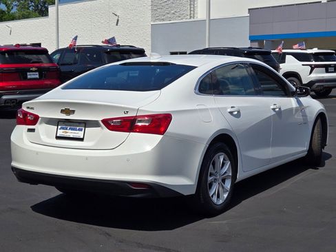 Certified 2025 Chevrolet Malibu LT FWD image 12