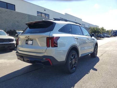 New 2026 Kia Sorento SX Prestige image 4