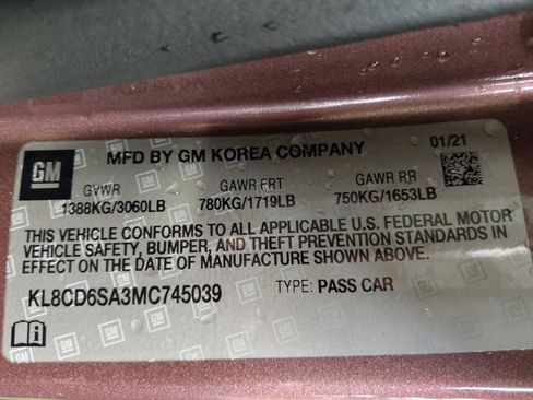 Used 2021 Chevrolet Spark LT image 33