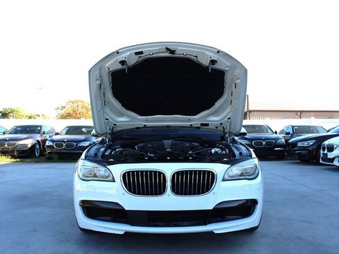 Used 2015 BMW 750Li image 33