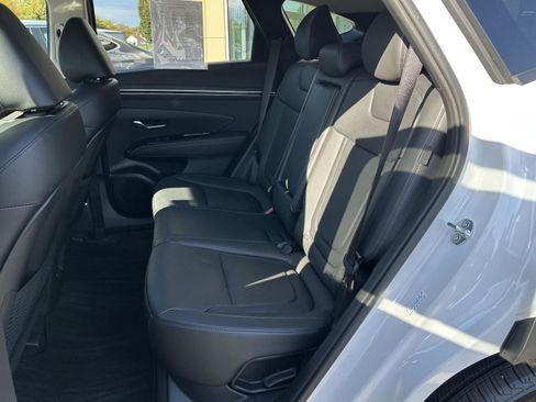 Certified 2024 Hyundai Tucson Limited image 17