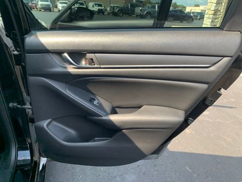 Used 2020 Honda Accord Sport image 38