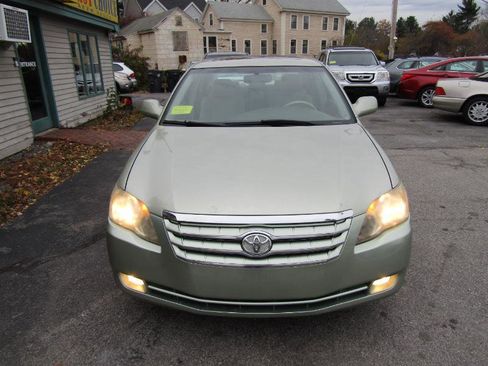 Used 2006 Toyota Avalon Limited image 9