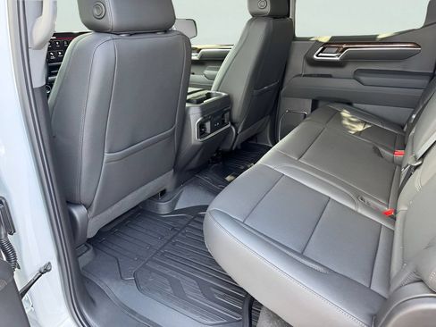New 2026 GMC Sierra 1500 Elevation w/ Elevation Premium Package AWD/4WD image 15