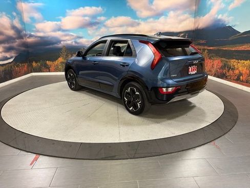 Used 2024 Kia Niro Wind FWD image 6