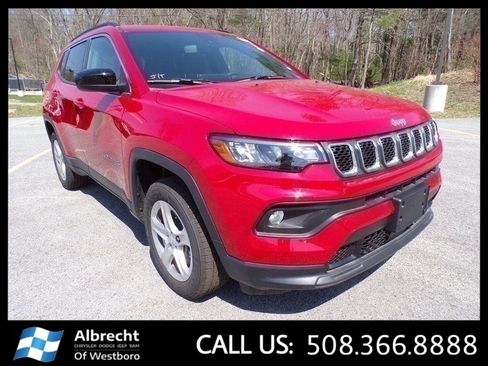 New 2023 Jeep Compass Latitude image 3