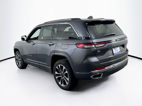 Used 2022 Jeep Grand Cherokee Overland AWD/4WD image 7