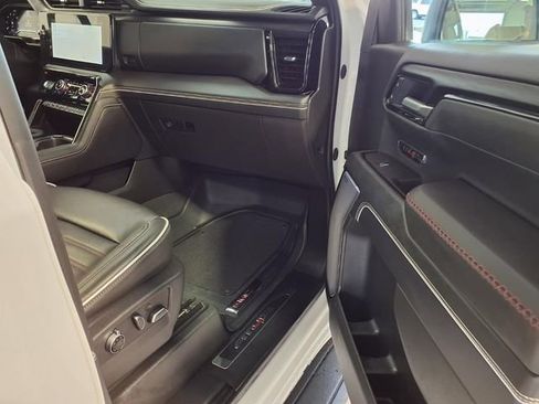 Used 2025 GMC Sierra 1500 AT4X AWD/4WD image 28