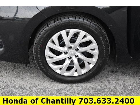 Used 2019 Toyota Corolla LE FWD image 28