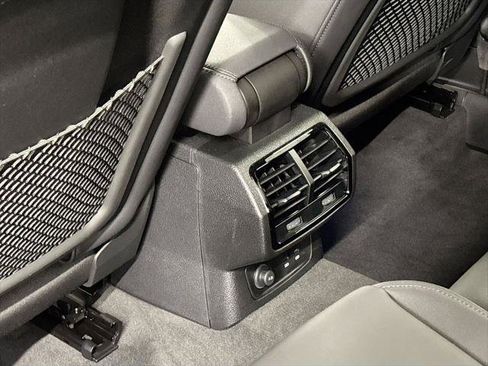 Certified 2025 Audi Q3 2.0T Premium w/ Convenience Package image 17