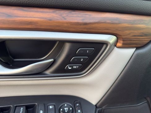 Used 2022 Honda CR-V Touring image 13