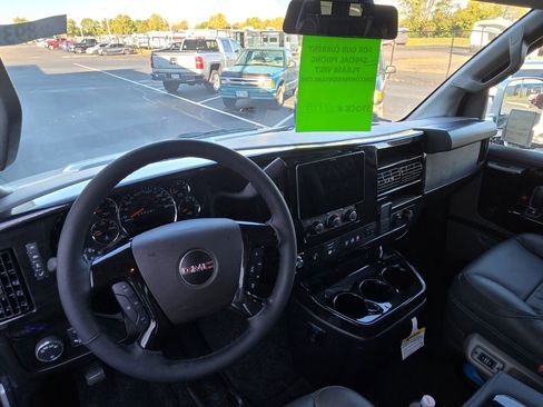 New 2025 GMC Savana 2500 Extended w/ Driver Convenience Package image 9