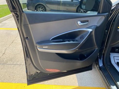 Used 2018 Hyundai Santa Fe Sport w/ 2.4L Value Package 02 image 14