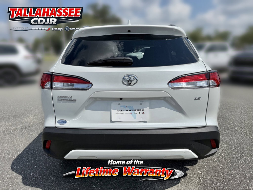 Used 2024 Toyota Corolla Cross LE FWD image 4