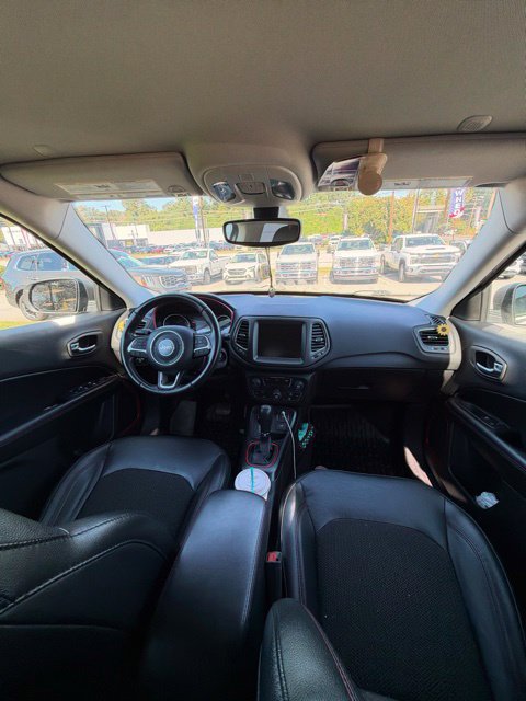 Used 2020 Jeep Compass Trailhawk AWD/4WD image 10