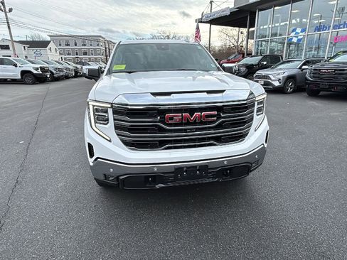 New 2026 GMC Sierra 1500 SLT w/ SLT Premium Plus Package image 2
