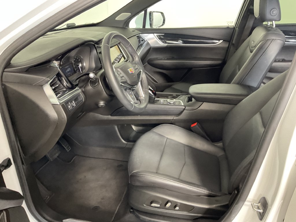 Used 2024 Cadillac XT5 Premium Luxury AWD/4WD image 18