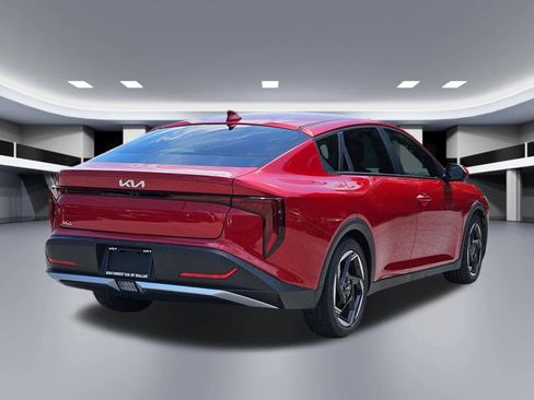 Certified 2025 Kia K4 EX FWD image 5