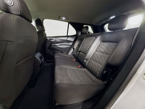 Used 2018 Chevrolet Equinox LT AWD/4WD image 24