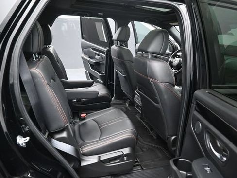 Certified 2025 Honda Pilot TrailSport image 33