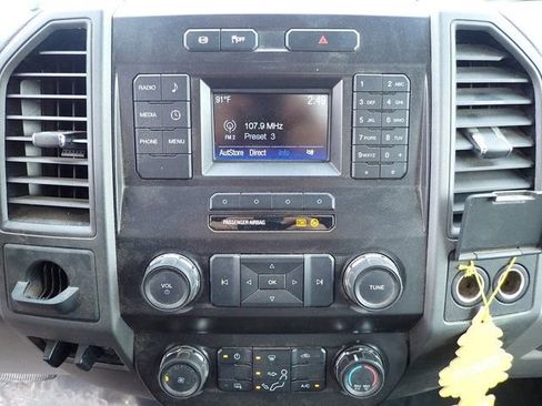 Used 2019 Ford F550 4x4 Regular Cab Super Duty image 15