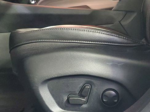 Used 2023 Jeep Compass Limited image 15