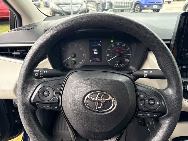 Used 2024 Toyota Corolla LE FWD image 25