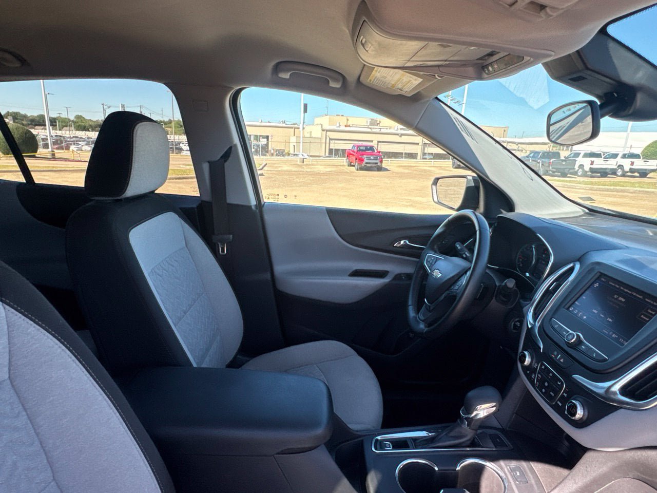 Used 2024 Chevrolet Equinox LT AWD/4WD image 31