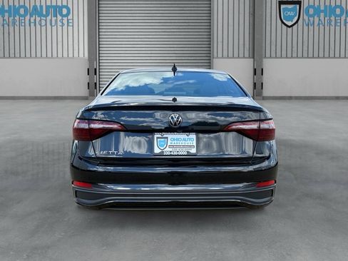 Used 2023 Volkswagen Jetta Sport FWD image 7
