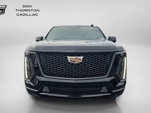 Used 2025 Cadillac Escalade Sport w/ Touring Package AWD/4WD image 8