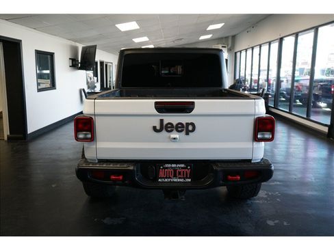 Used 2020 Jeep Gladiator Rubicon AWD/4WD image 6