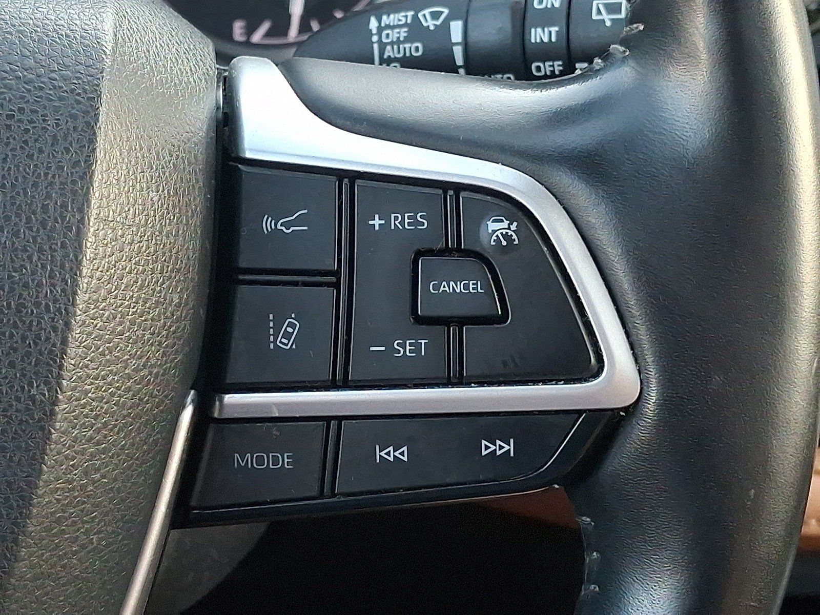 Used 2022 Toyota Highlander Platinum AWD/4WD image 24