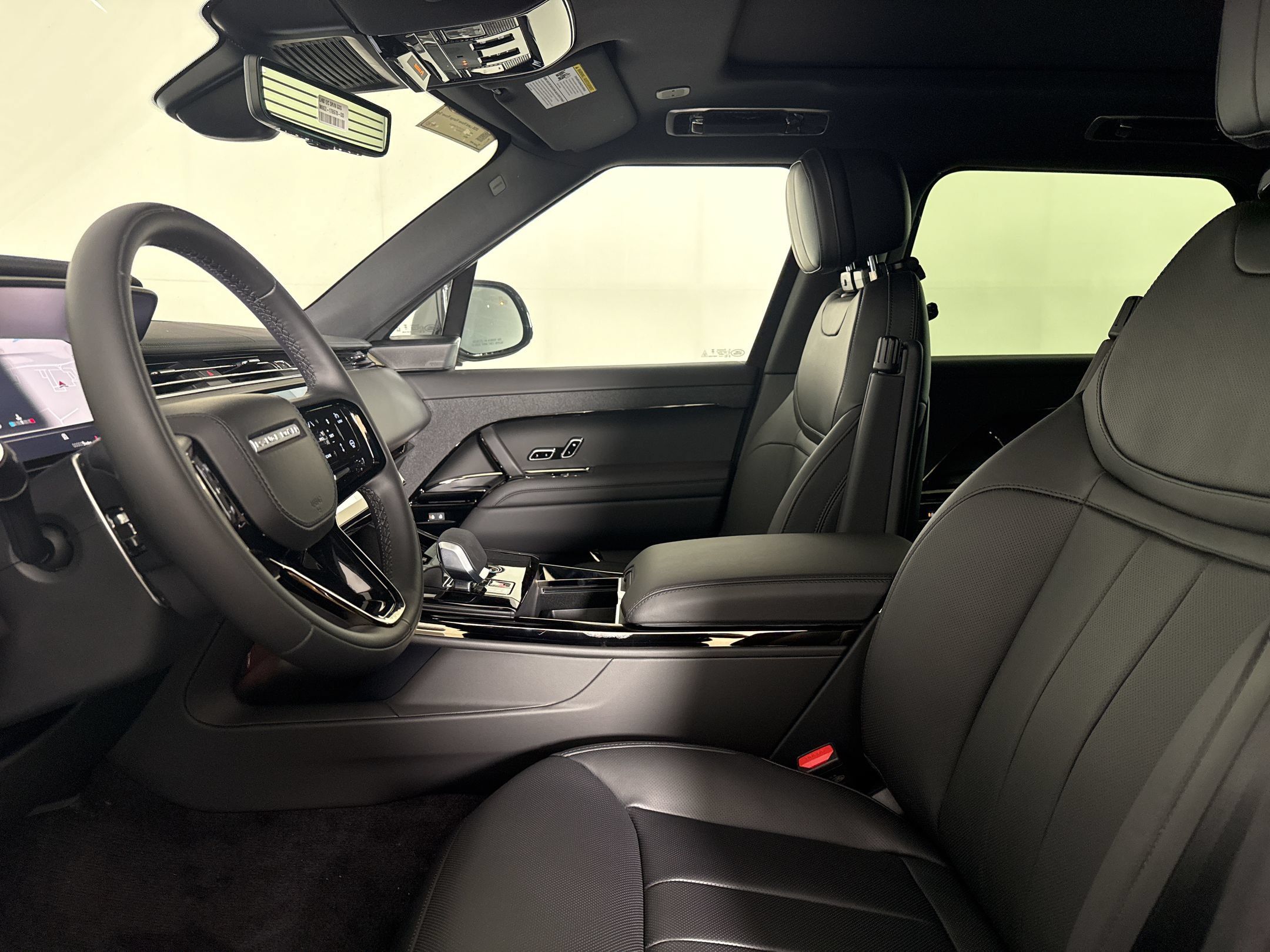 New 2026 Land Rover Range Rover Sport Dynamic SE AWD/4WD image 24