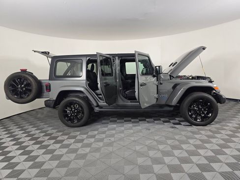 Used 2021 Jeep Wrangler Unlimited Sahara image 19