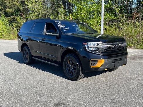 Certified 2025 Ford Expedition Tremor AWD/4WD image 2