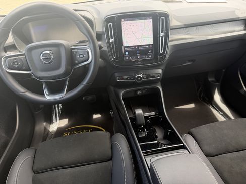 Used 2023 Volvo XC40 Recharge Plus w/ Protection Package Premier AWD/4WD image 13