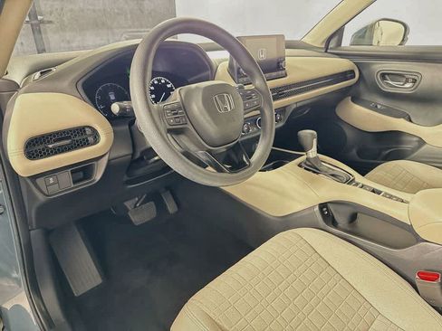 Used 2024 Honda HR-V LX image 8