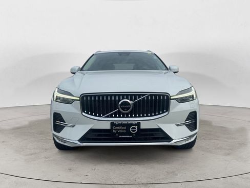 Certified 2023 Volvo XC60 B5 Plus AWD/4WD image 28